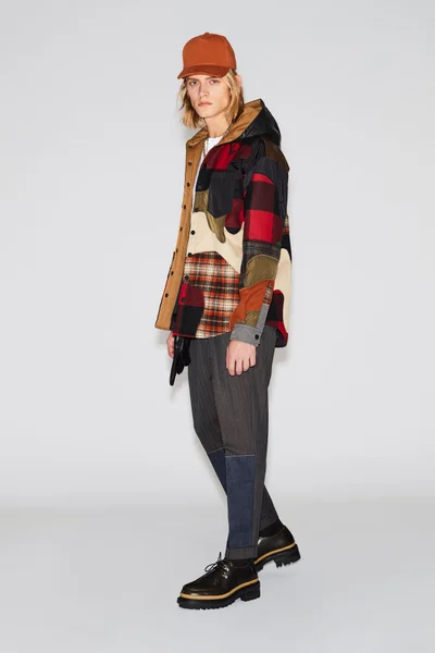 Look 11